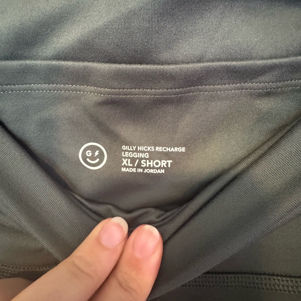 Gilly Hicks Recharge Legging XL